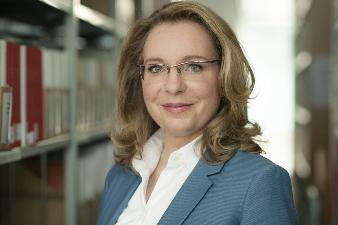 Klimaschutzoffensive: Claudia Kemfert (DIW) über klimaneutrale KMU