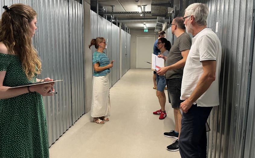HDE-Adapt_Klimaanpassung_Workshop_Sport-Thieme_Rundgang_Keller