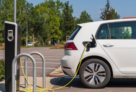 Klimaschutzoffensive: E-Mobilitaet im Einzelhandel Leitfaden