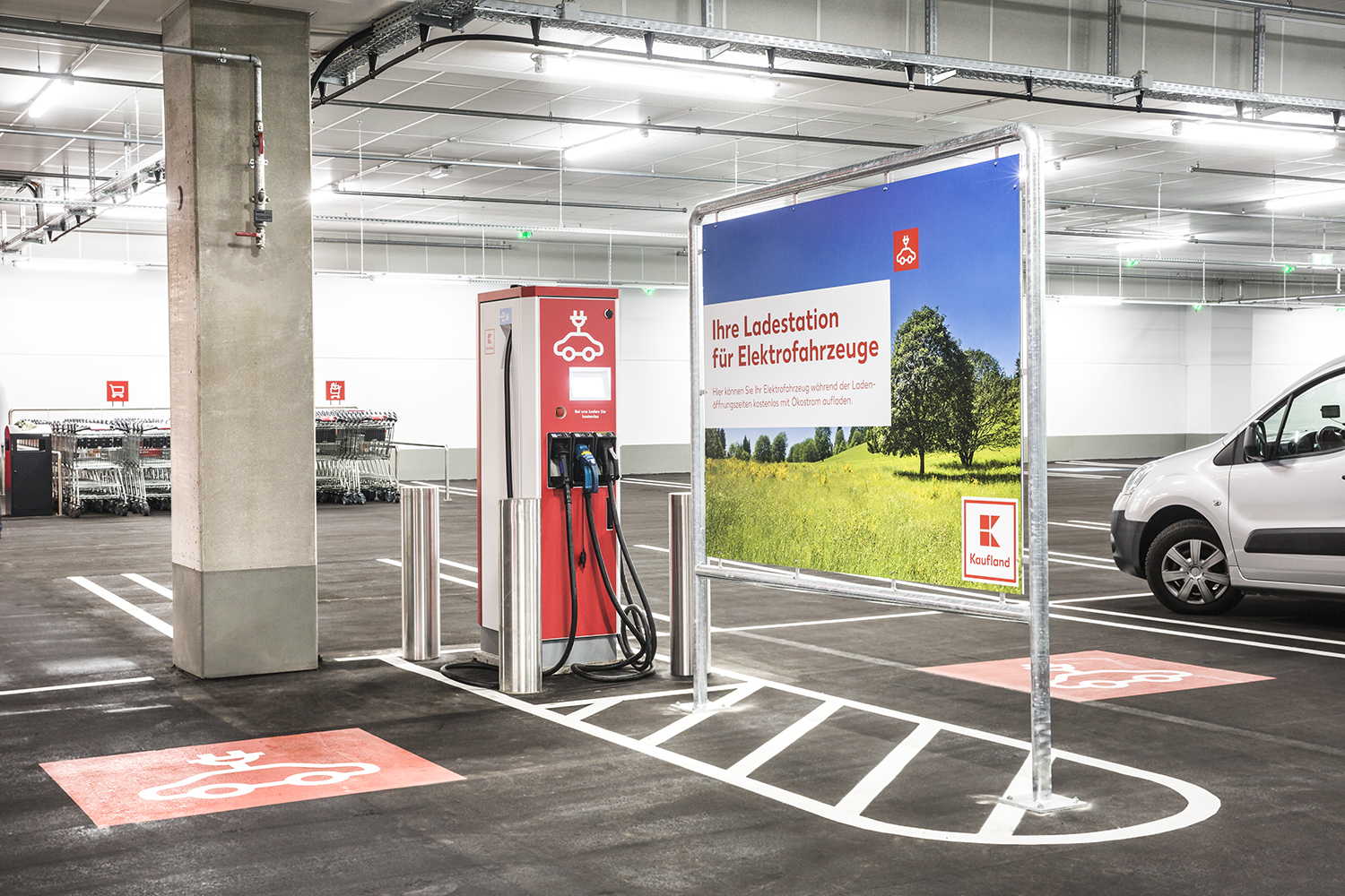 Klimaschutzoffensive: Kaufland - Energieeffizienz und Elektromobilität